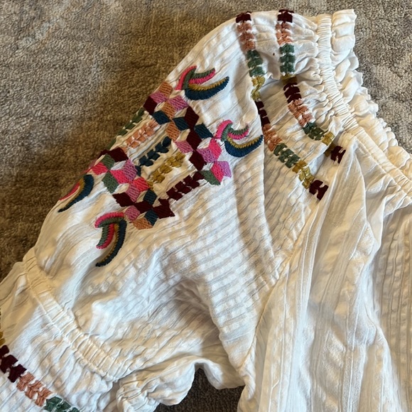 Anthropologie embroidered button front top - Picture 2 of 4